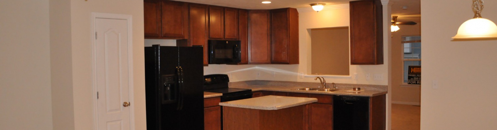 Townhouse,For Rent,1015